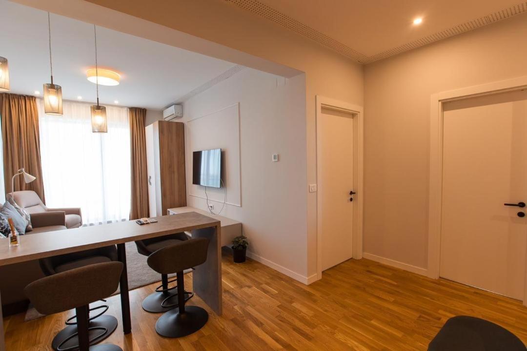 Escapism - Premium 1Br Apartment With Parking Bucureşti Exterior foto