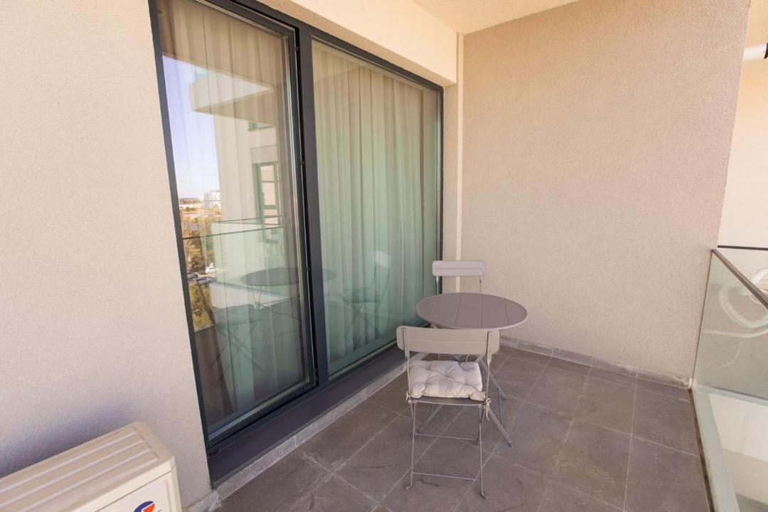Escapism - Premium 1Br Apartment With Parking Bucureşti Exterior foto