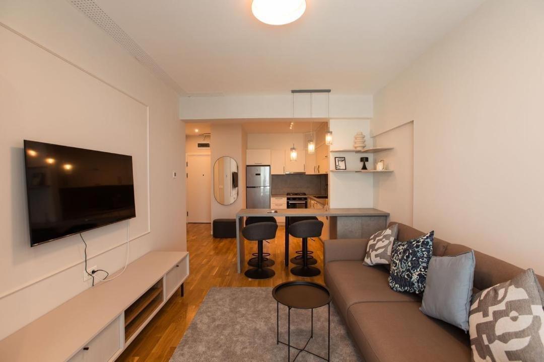 Escapism - Premium 1Br Apartment With Parking Bucureşti Exterior foto